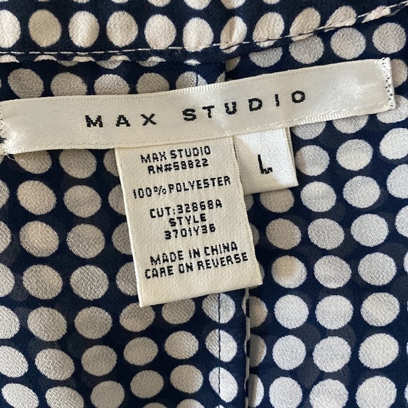 Max Studio Polka Dot Print Flutter Sleeve Elastic Waist Top - Picture 7 of 8